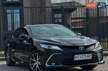 Седан Toyota Camry 2021 в Кривом Роге