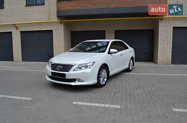 Седан Toyota Camry 2012 в Житомире