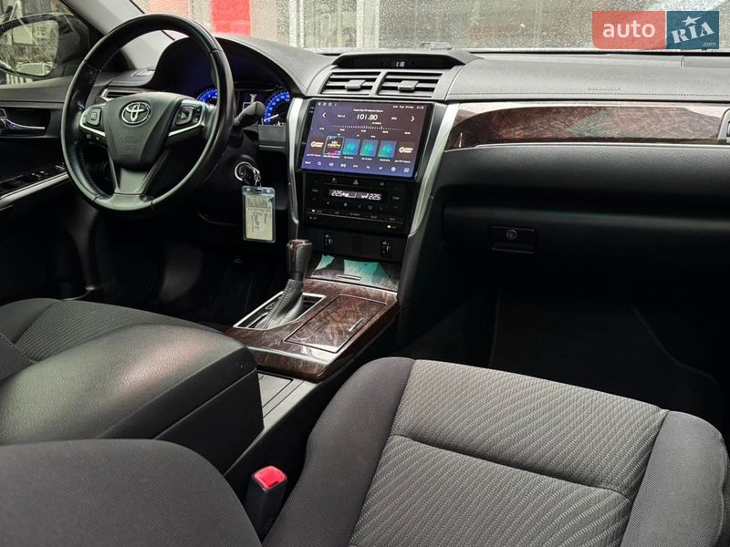 Седан Toyota Camry 2016 в Одессе