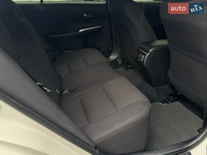 Седан Toyota Camry 2016 в Одессе