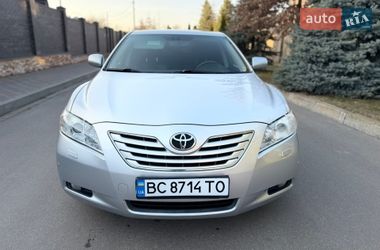 Седан Toyota Camry 2007 в Києві