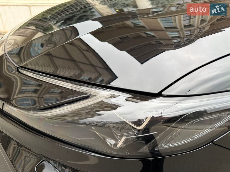 Седан Toyota Camry 2025 в Киеве