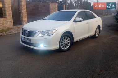 Седан Toyota Camry 2012 в Києві
