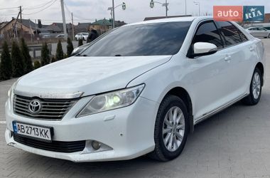 Седан Toyota Camry 2013 в Вінниці
