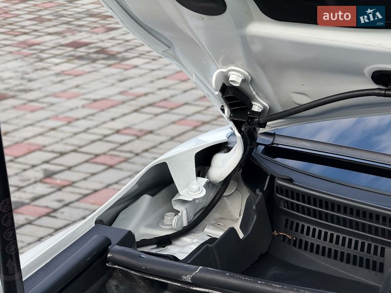 Седан Toyota Camry 2019 в Луцьку