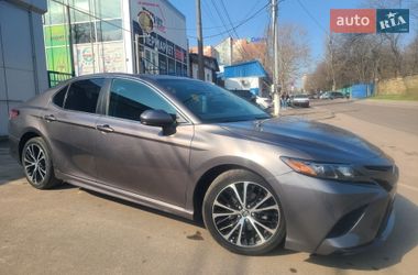 Седан Toyota Camry 2019 в Одессе