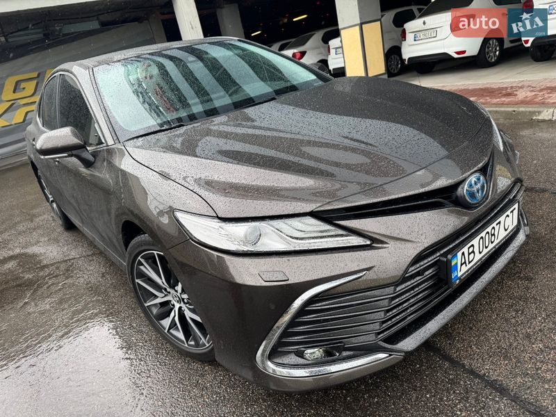 Toyota Camry 2023