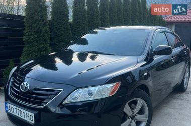 Седан Toyota Camry 2007 в Ужгороде