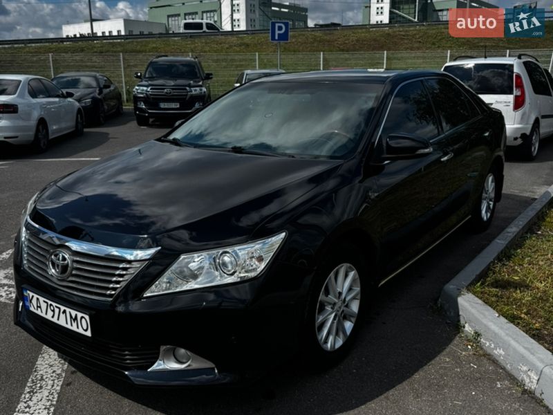 Toyota Camry 2012