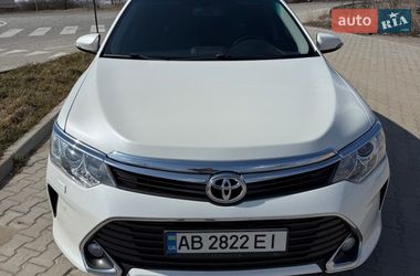 Седан Toyota Camry 2015 в Тульчине