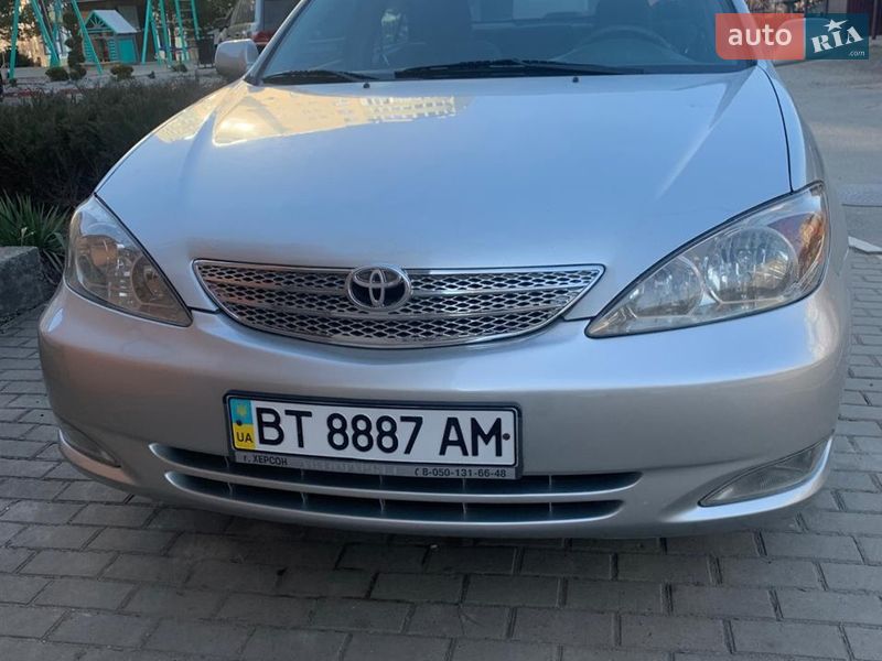 Седан Toyota Camry 2004 в Черновцах фото Седан Toyota Camry 2004 в Черновцах