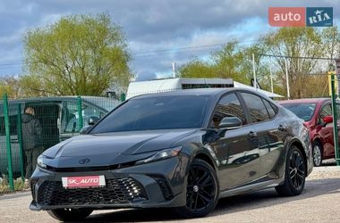 Седан Toyota Camry 2024 в Киеве