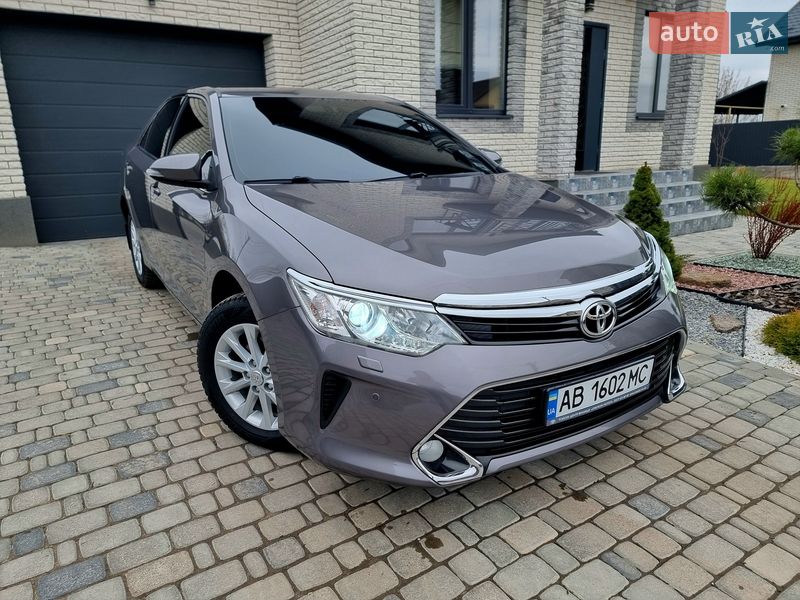Toyota Camry 2017
