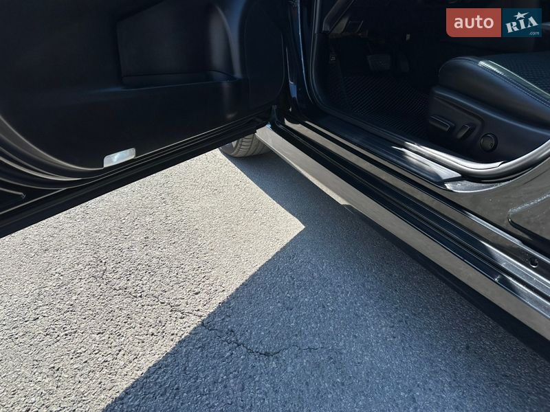 Седан Toyota Camry 2014 в Днепре