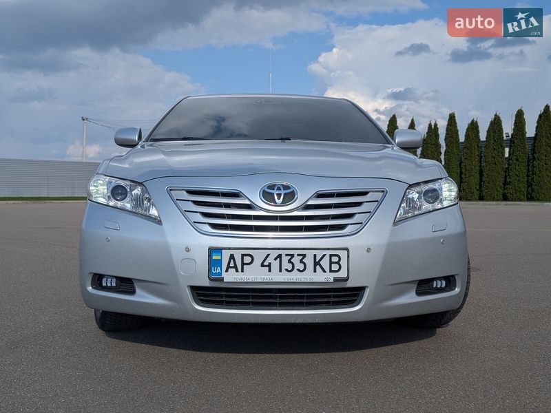 Седан Toyota Camry 2007 в Києві
