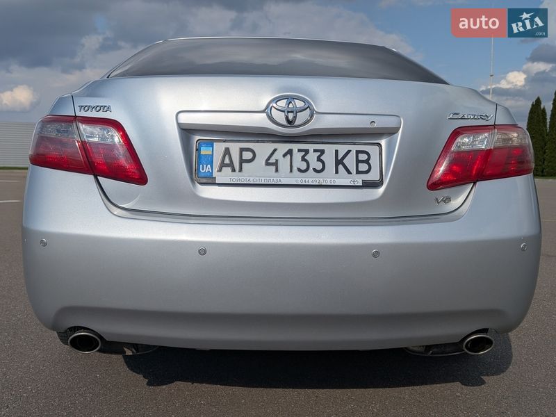 Седан Toyota Camry 2007 в Києві