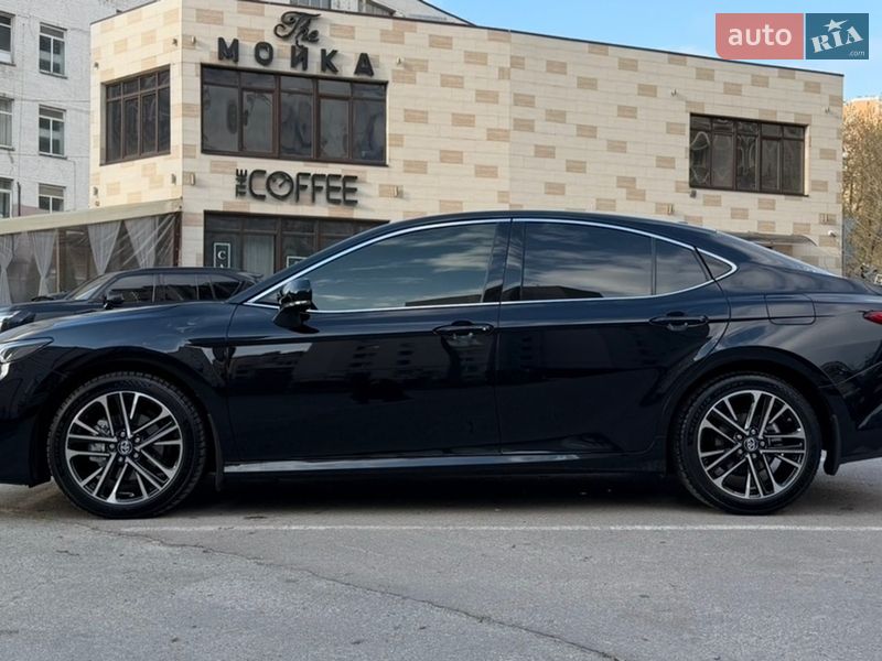 Седан Toyota Camry 2024 в Киеве фото 3 Седан Toyota Camry 2024 в Киеве