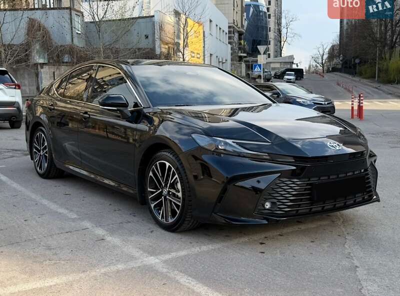 Седан Toyota Camry 2024 в Киеве фото 8 Седан Toyota Camry 2024 в Киеве