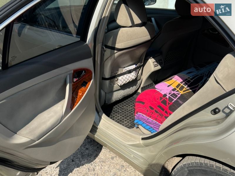 Седан Toyota Camry 2007 в Черновцах