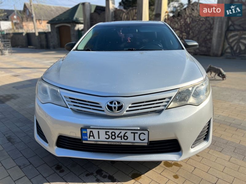 Седан Toyota Camry 2014 в Белой Церкви