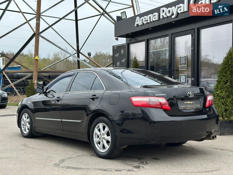 Седан Toyota Camry 2007 в Харькове