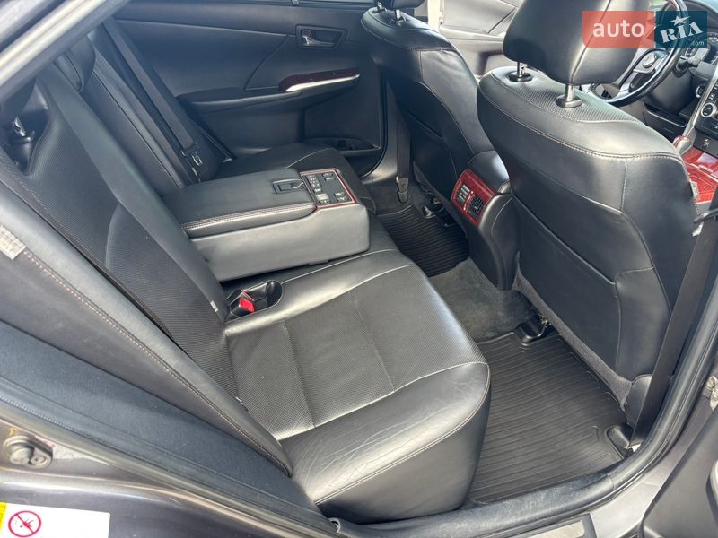 Седан Toyota Camry 2011 в Гадяче
