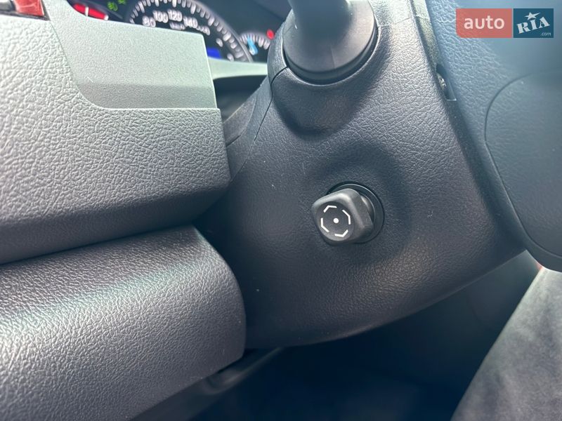 Седан Toyota Camry 2011 в Гадяче