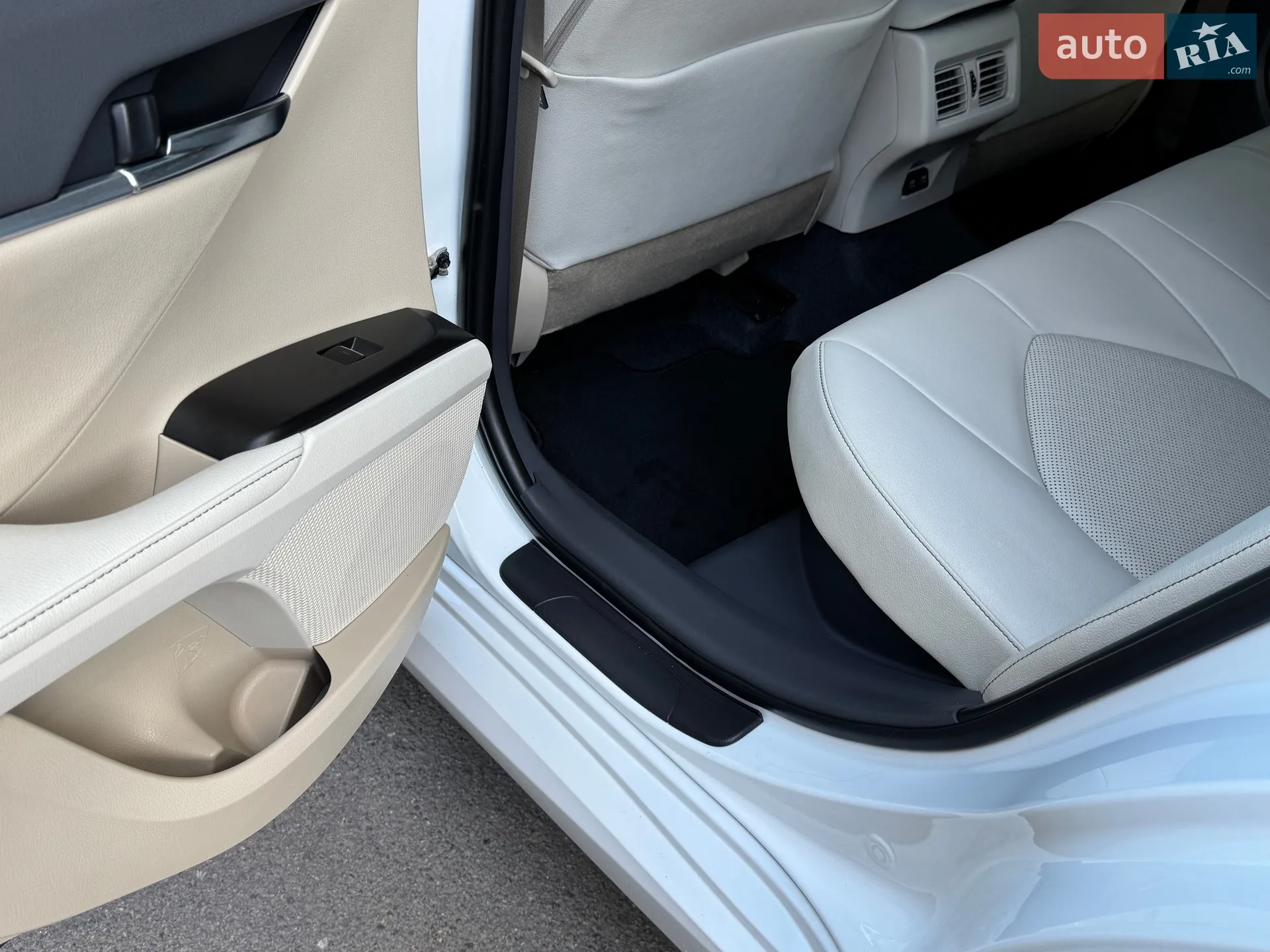 2021 Toyota Camry - мініатюра 41