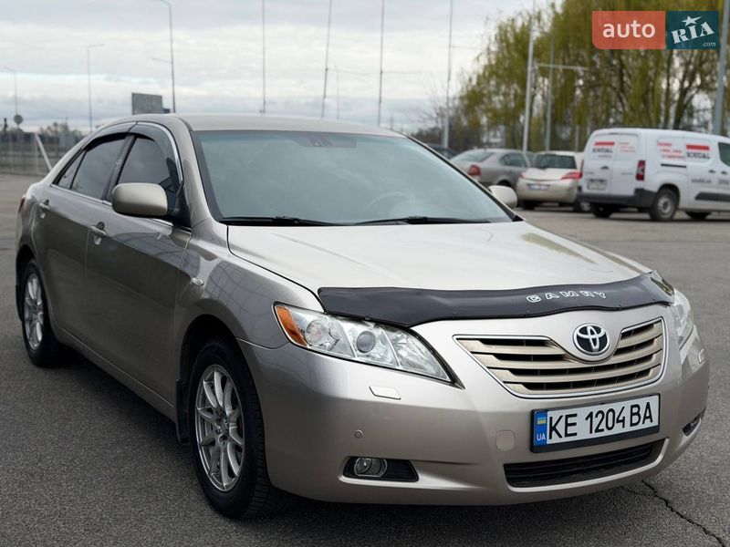 Седан Toyota Camry 2008 в Дніпрі