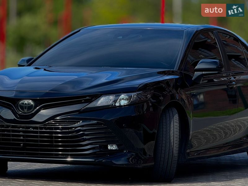 Toyota Camry 2017