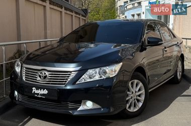 Седан Toyota Camry 2012 в Одесі