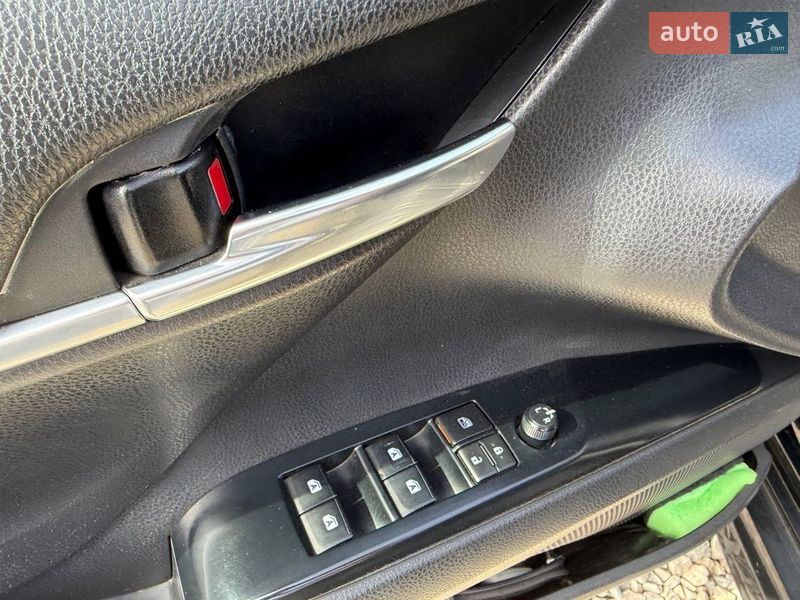 Седан Toyota Camry 2019 в Коломые