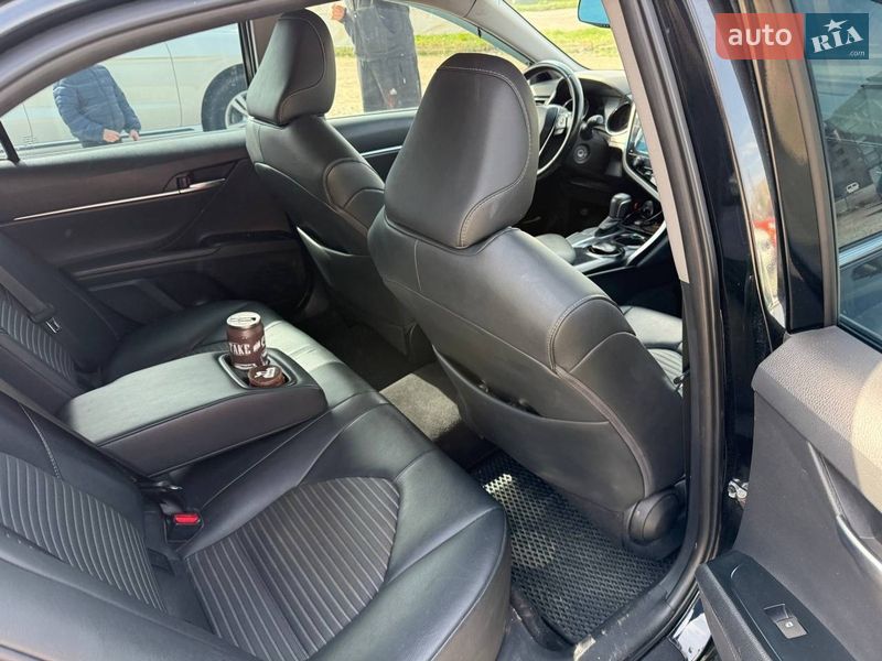 Седан Toyota Camry 2019 в Коломые