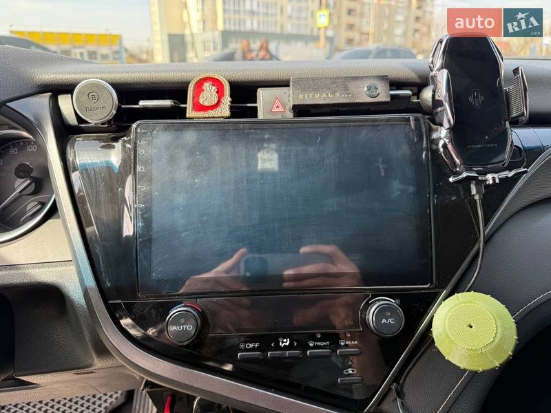 Седан Toyota Camry 2019 в Коломые