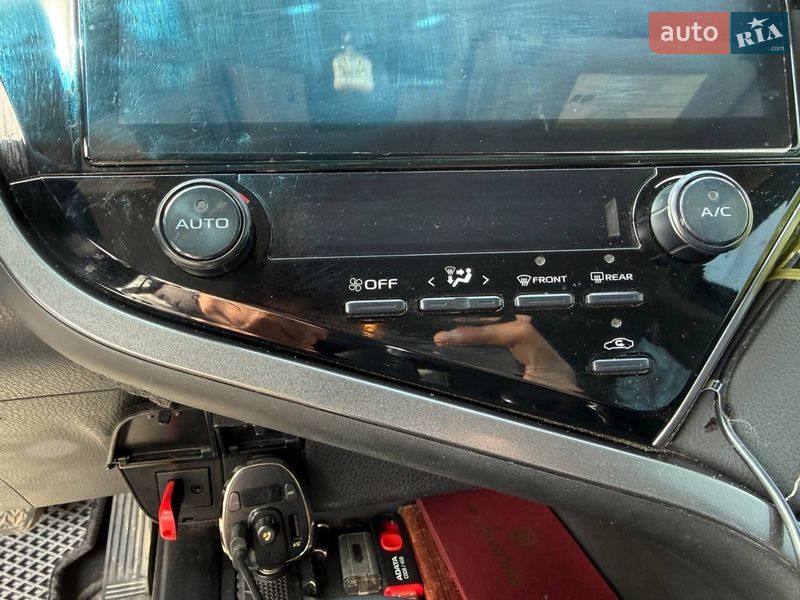 Седан Toyota Camry 2019 в Коломые