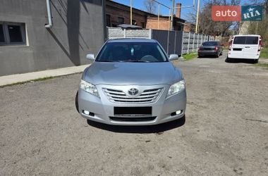 Седан Toyota Camry 2006 в Дніпрі