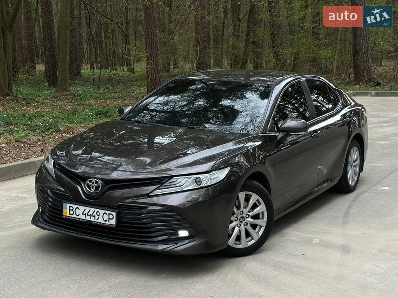 Toyota Camry 2018