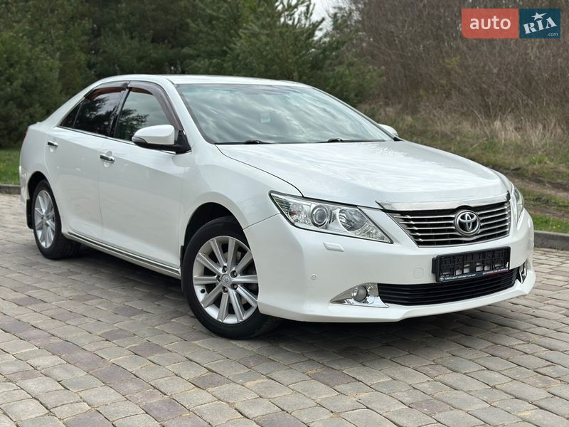 Toyota Camry 2012