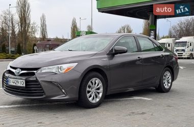 Седан Toyota Camry 2016 в Кременчуці