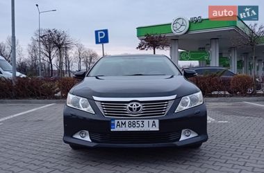 Седан Toyota Camry 2012 в Житомире