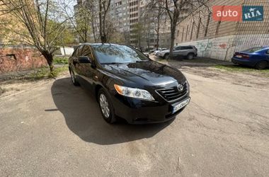 Седан Toyota Camry 2008 в Києві