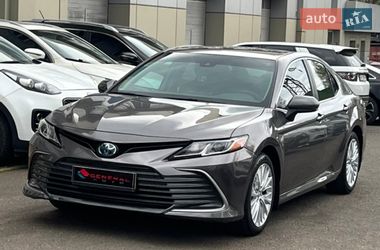 Седан Toyota Camry 2023 в Одессе