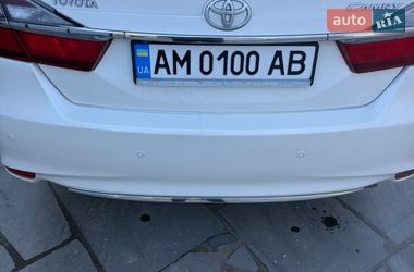 Седан Toyota Camry 2016 в Бердичеве