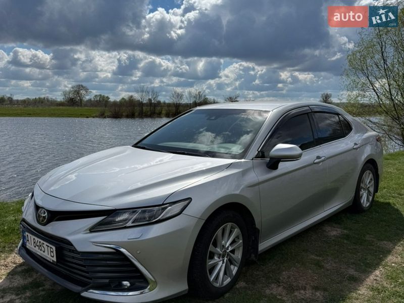 Toyota Camry 2021