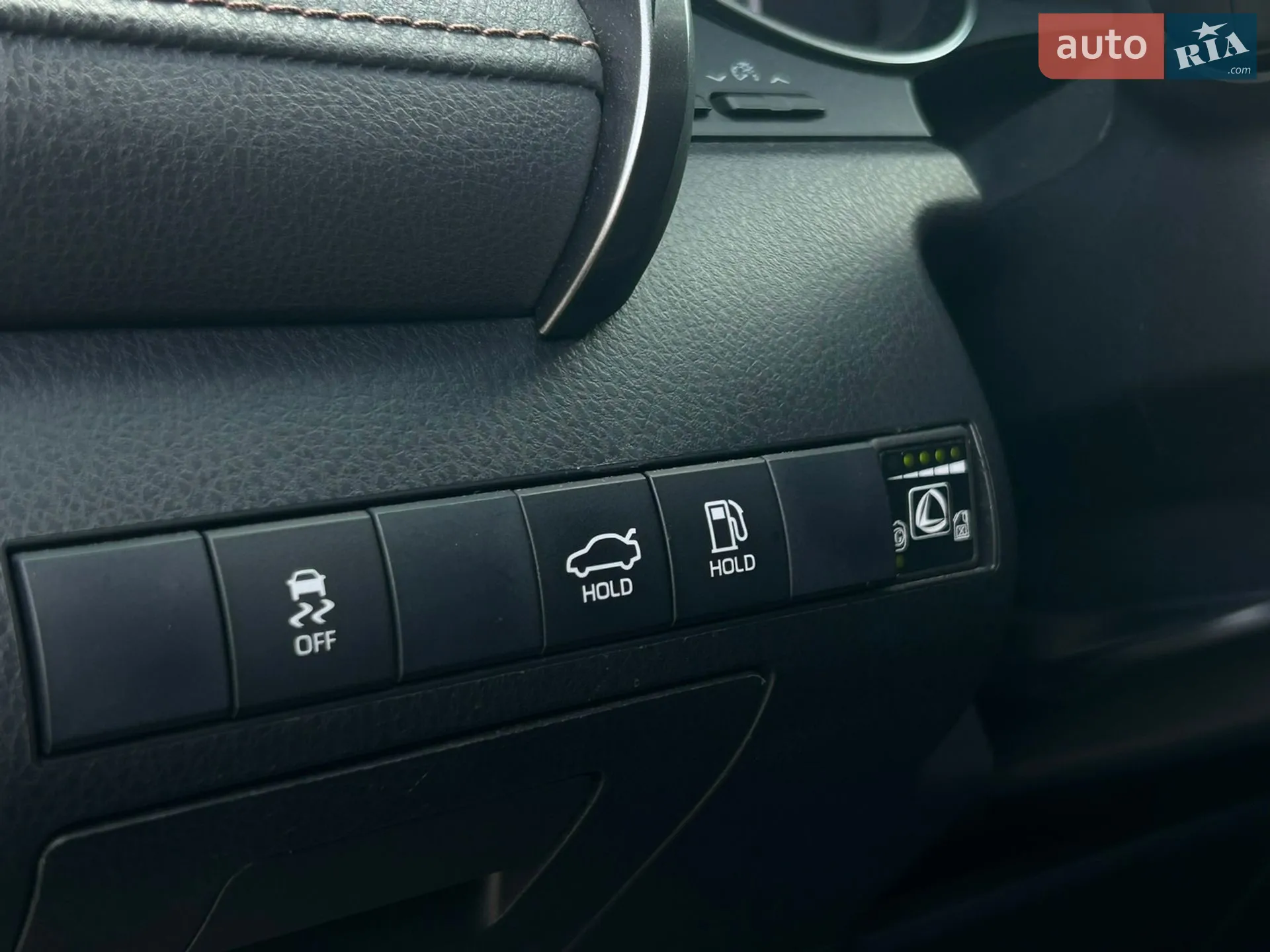 2019 Toyota Camry - мініатюра 17
