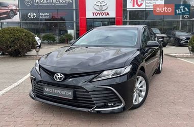 Седан Toyota Camry 2023 в Хмельницком