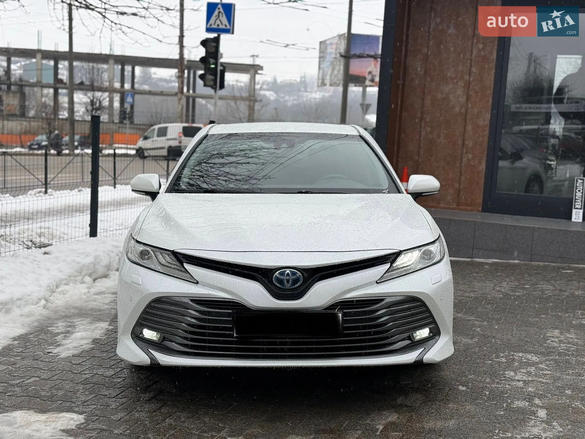 2020 Toyota Camry - мініатюра 2