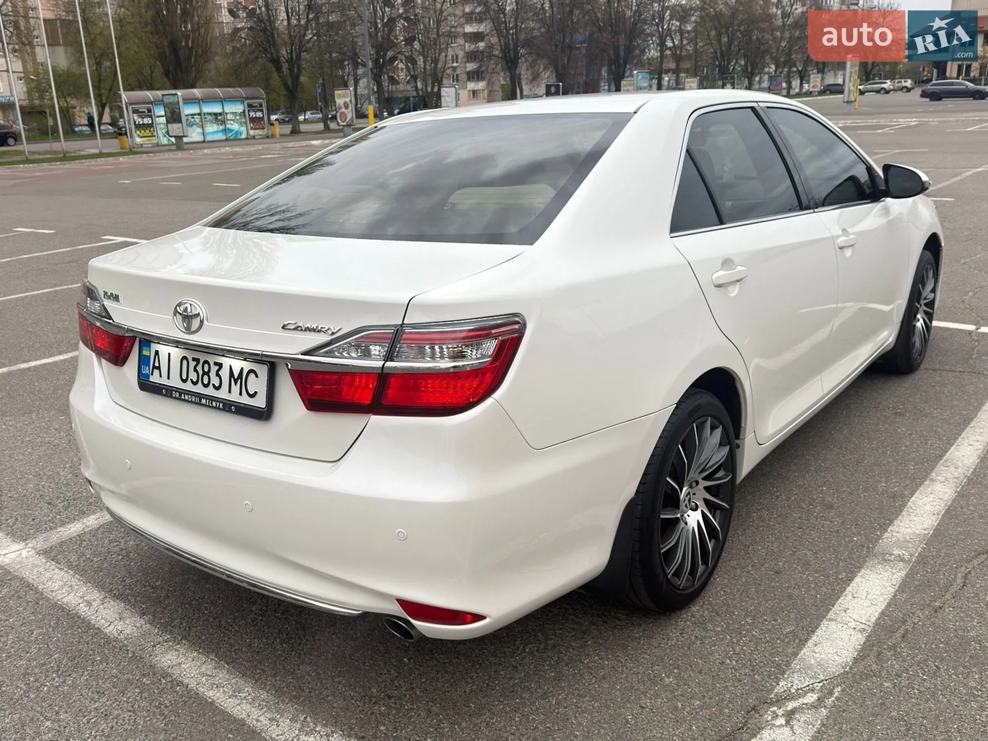 2016 Toyota Camry - мініатюра 21