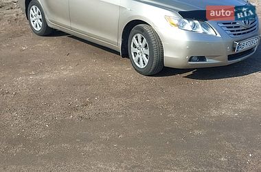Седан Toyota Camry 2008 в Кременчуге