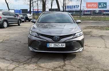 Седан Toyota Camry 2018 в Полтаві